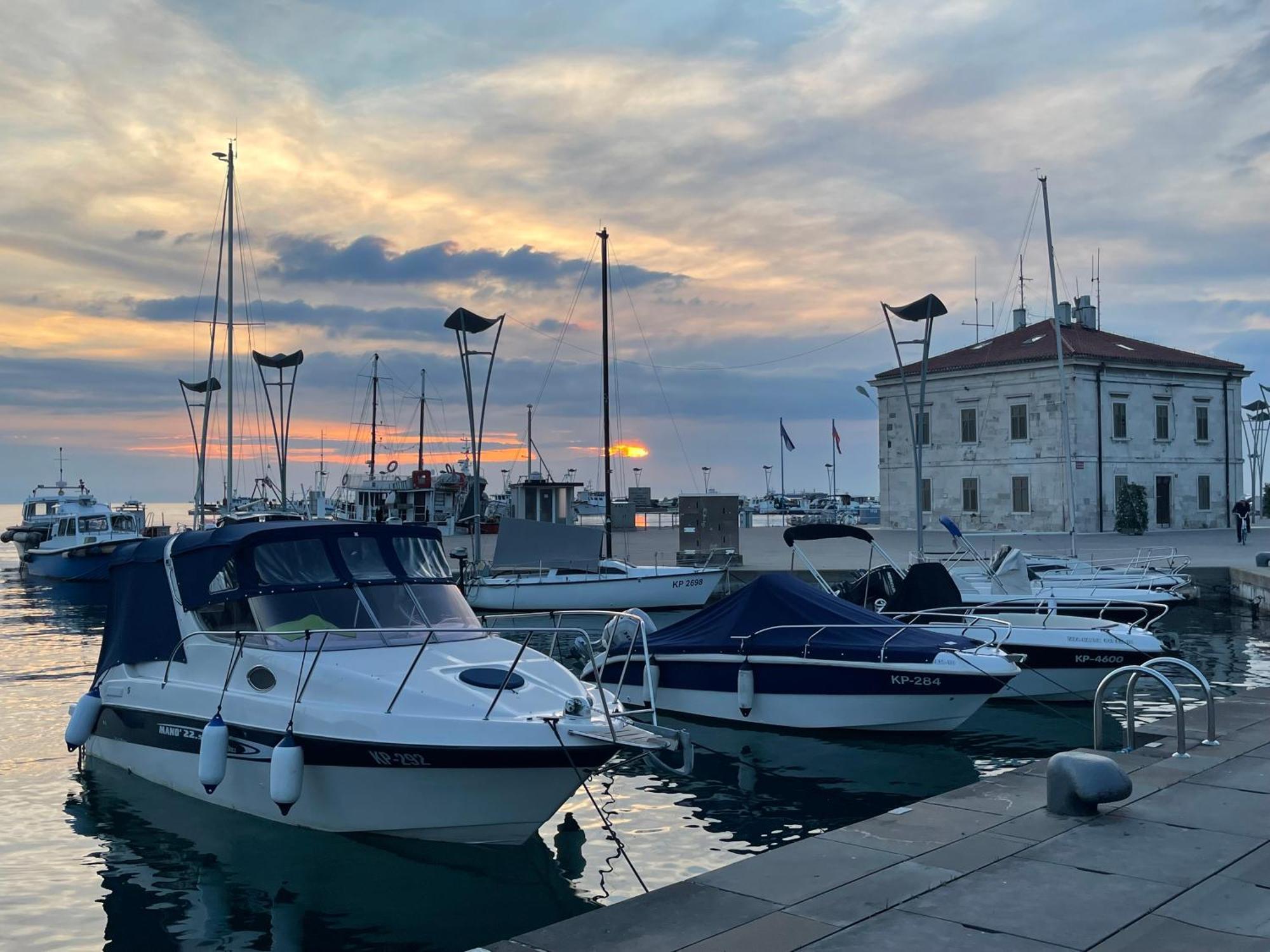 Sunset Residence Koper & Free Parking Garage Exterior foto